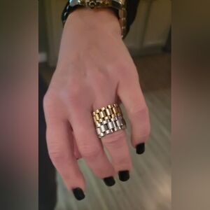 Two Stackable Fashion Rings (Silver/Gold)